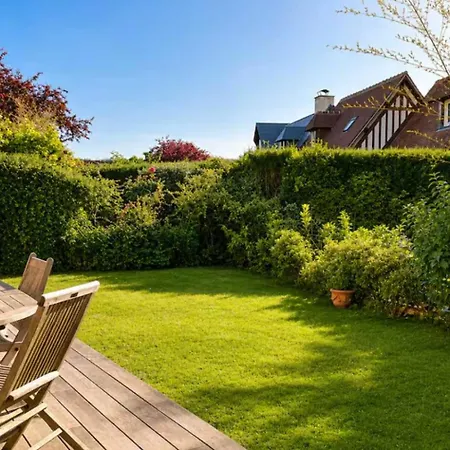 House With Garden Near The - Pool And Tennis Deauville